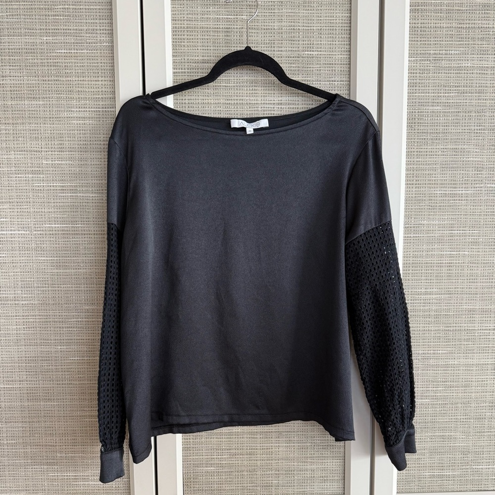 Alexis | Mesh Sleeve Top | Size Small | Black | Boatneck | Textured
